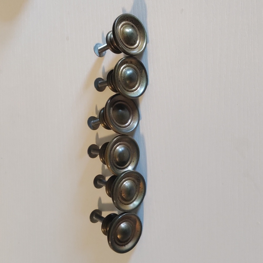 6 Vintage Cabinet Knobs